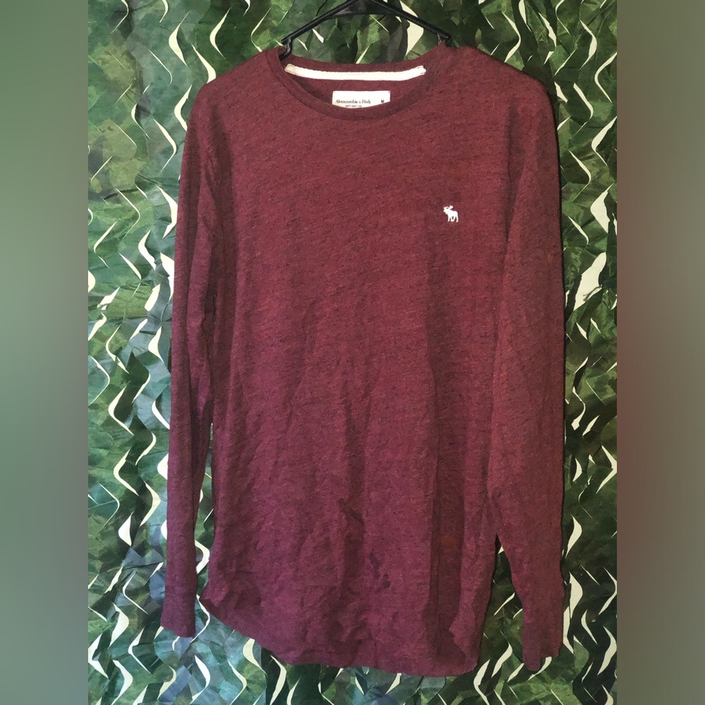 Abercrombie & Fitch Men's Maroon Long Sleeve Tee